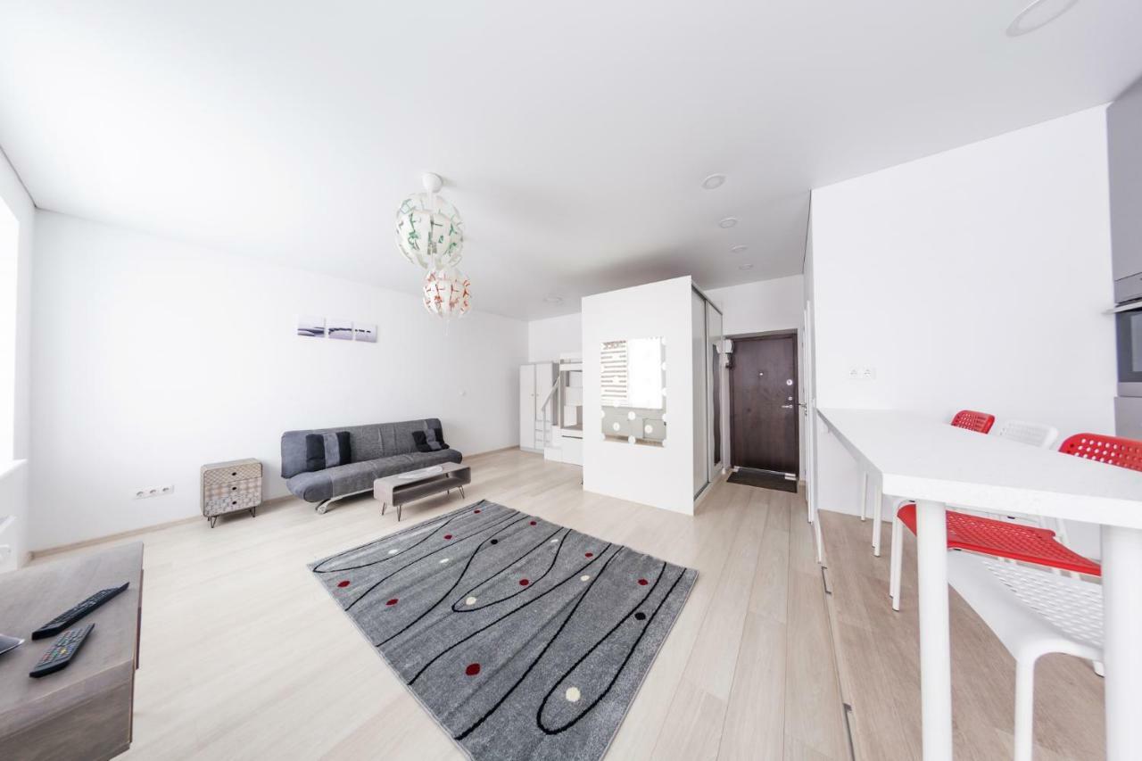 Sandra Apartamentai Каунас Екстериор снимка