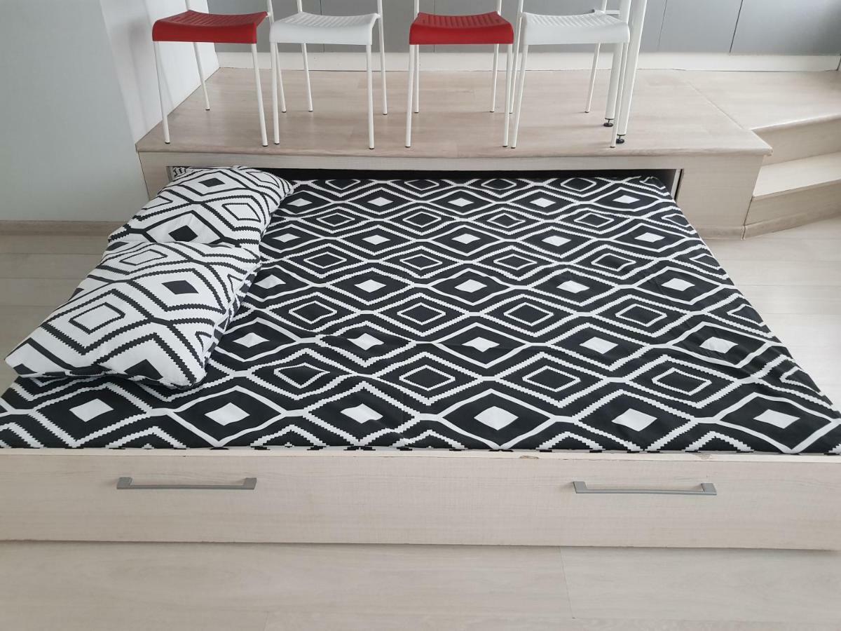 Sandra Apartamentai Каунас Екстериор снимка